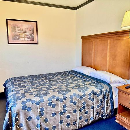 Sunset Inn And Suites Seward Bagian luar foto